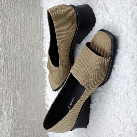Fanfares Alex II Gold Tone Fabric Upper Square Open Toe Low Block-Heel Shoe - Picture 1 of 15